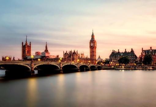 Mad Price: London és Dél-Anglia, mobile home-okban, 2025